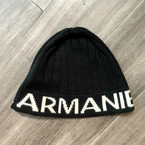 A/X Armani Exchange Black & White knit winter beanie hat. One size.